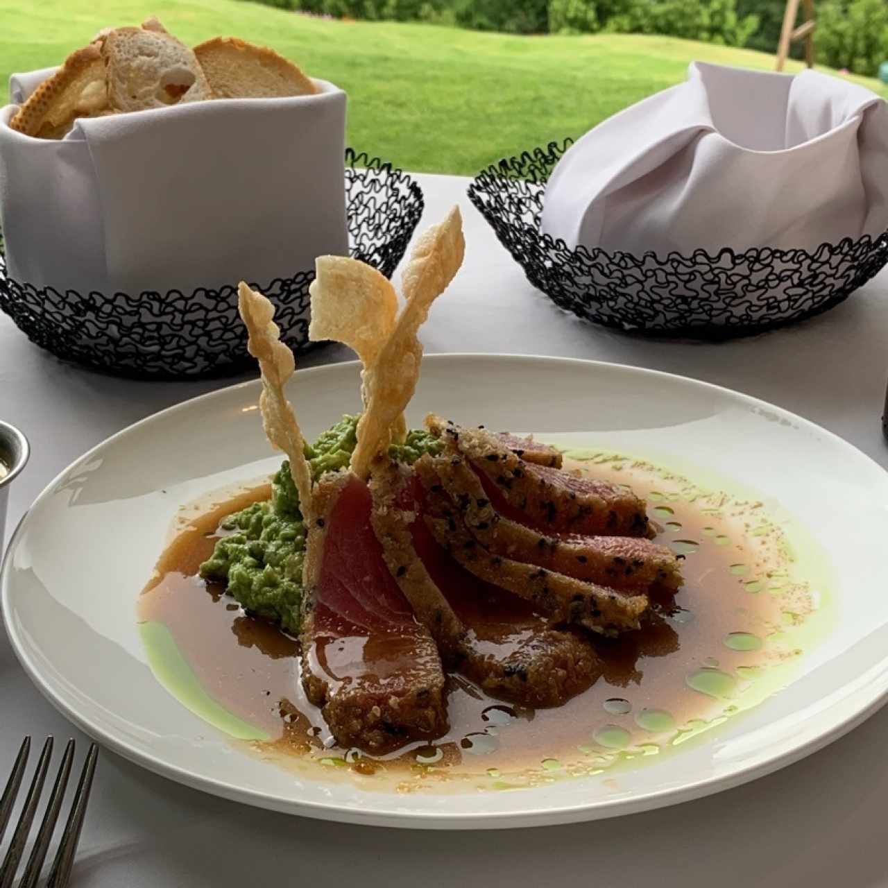 Entradas - Tuna Tataki