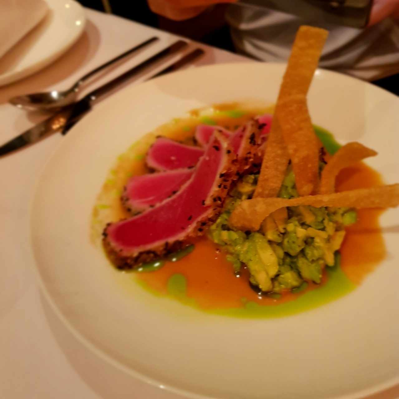 Entradas - Tuna Tataki