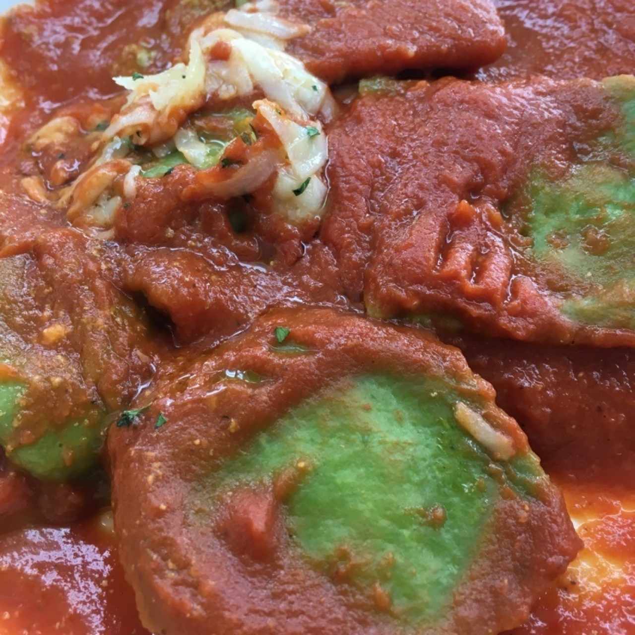 Primi - Ravioli al Pomodoro