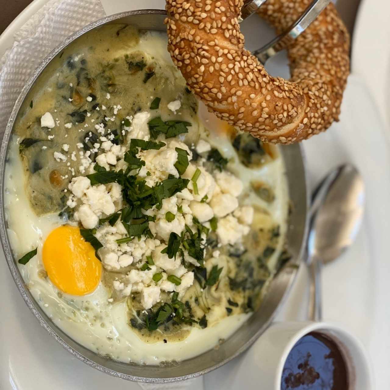 huevos con espinaca y queso