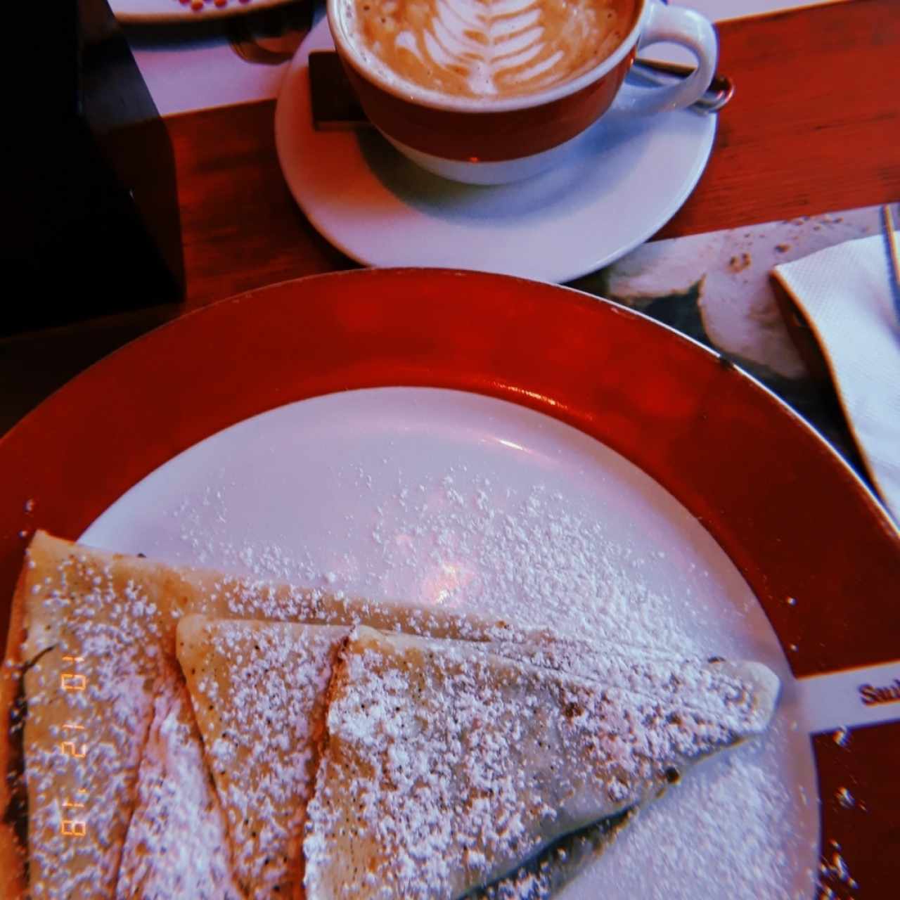 Crepa de nutella y latte