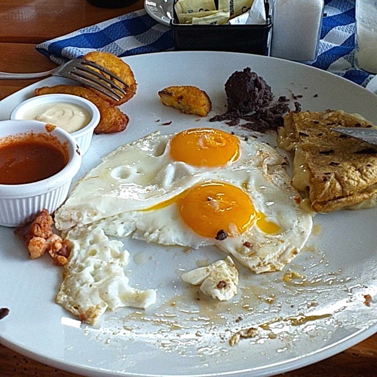 DESAYUNO - El Tecpaneco