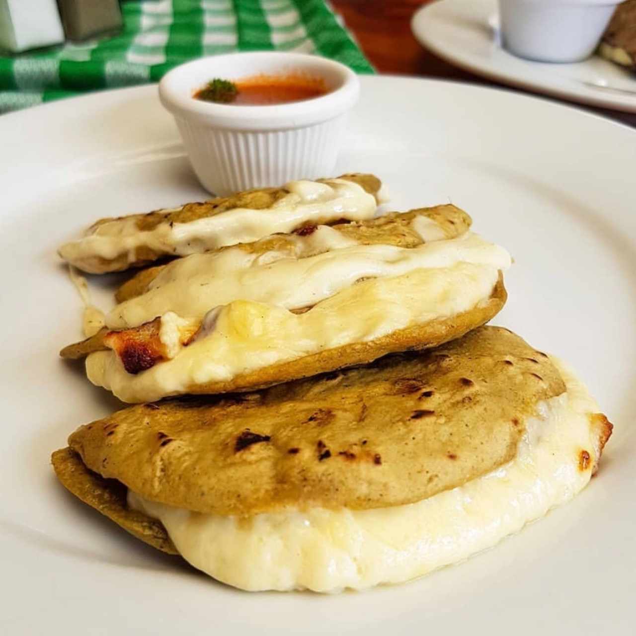 Tortillas con Doble Queso D'Boy o Chancol