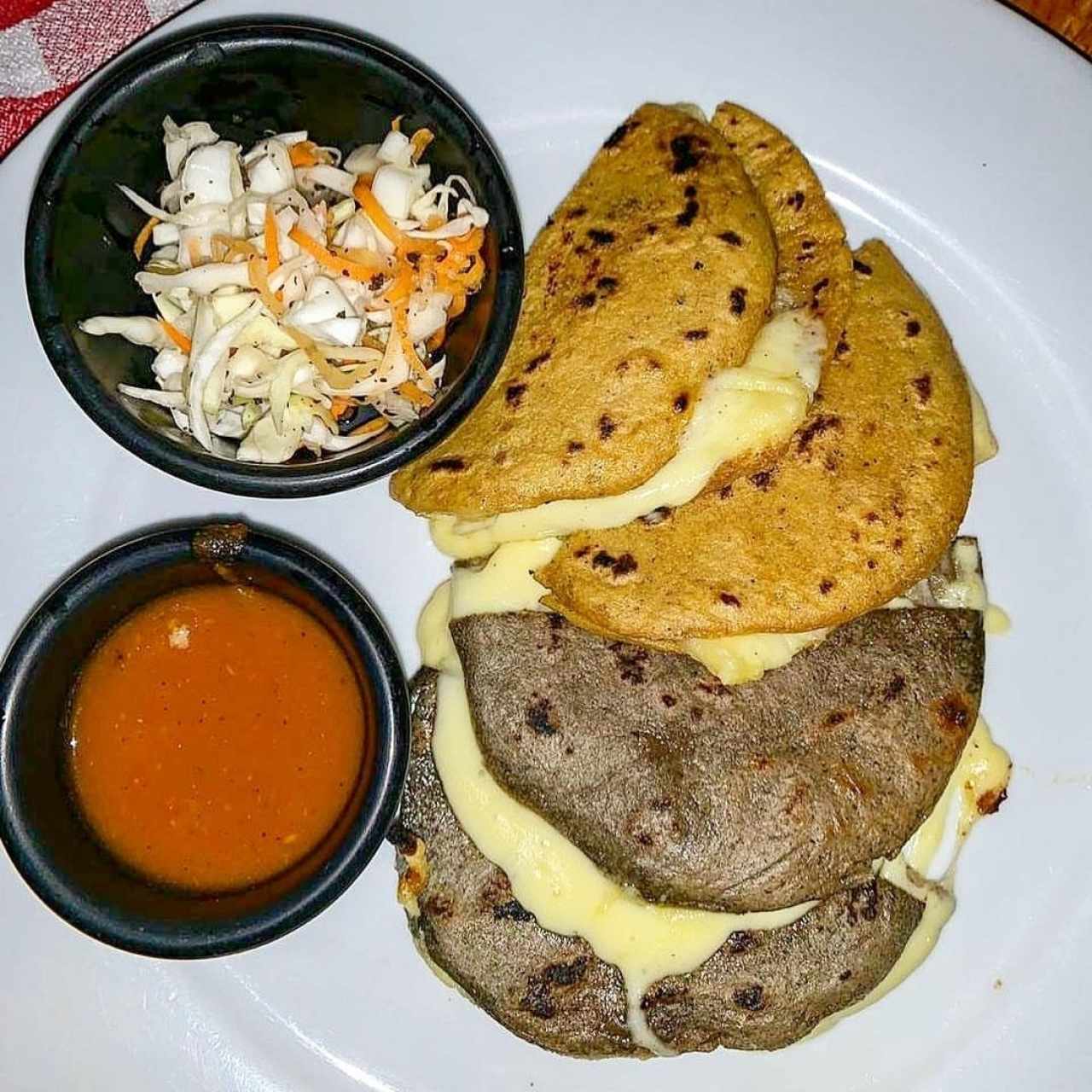 Tortillas con Queso D'Boy o Chancol