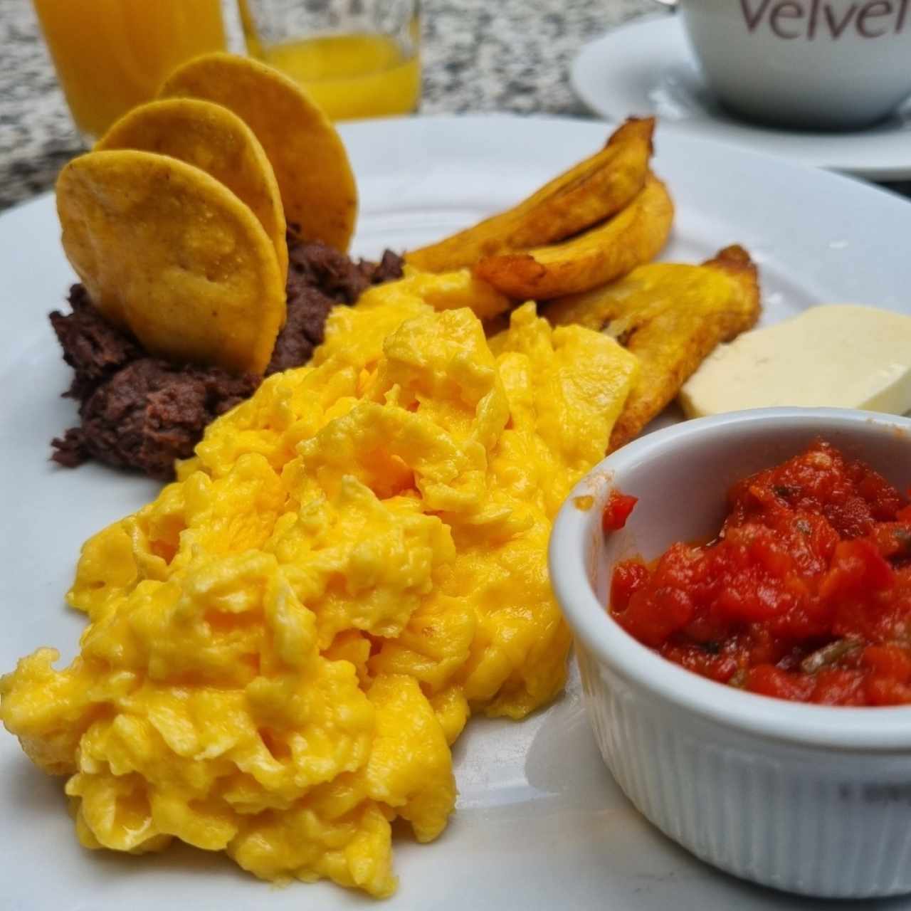 Desayuno típico. 