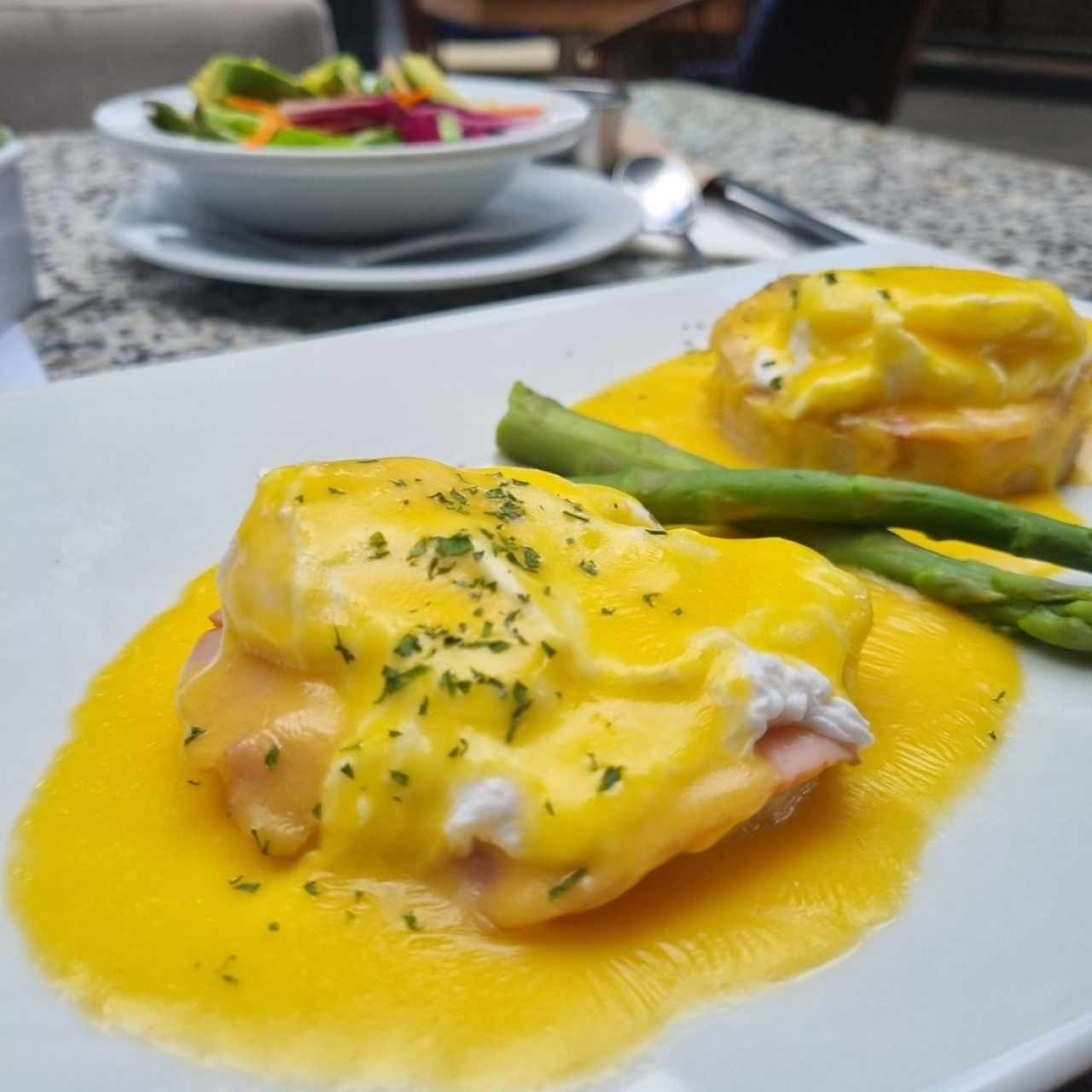Desayunos Completos - Huevos benedictinos