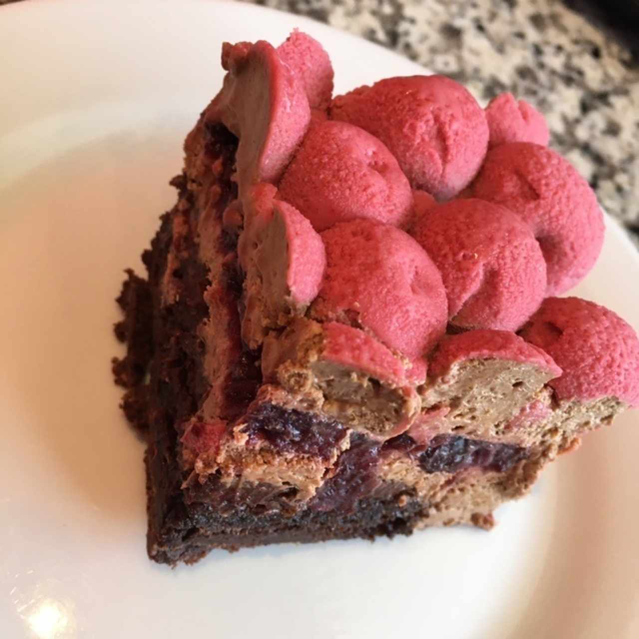 pastel de frambuesa y chocolate