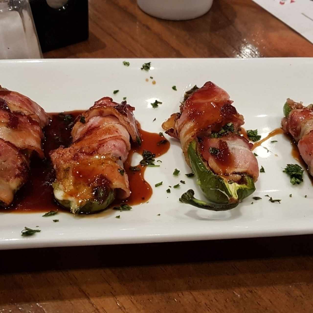jalapeños con tocino!