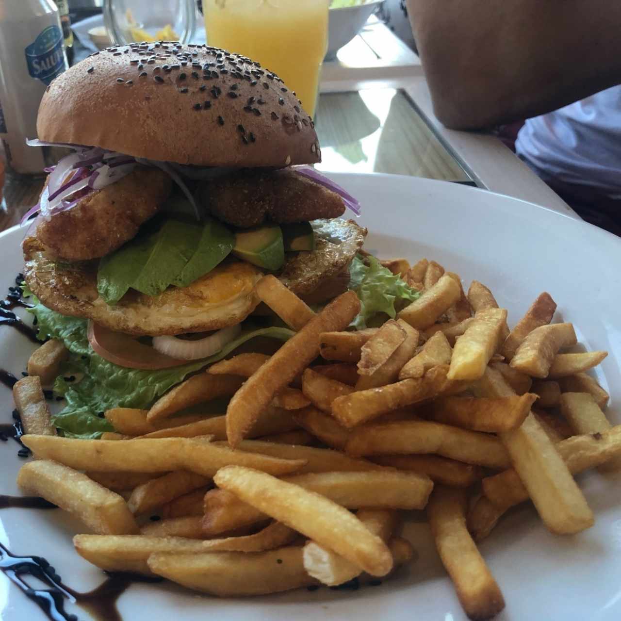 Cocina Caliente - Hamburguesa Nikkei
