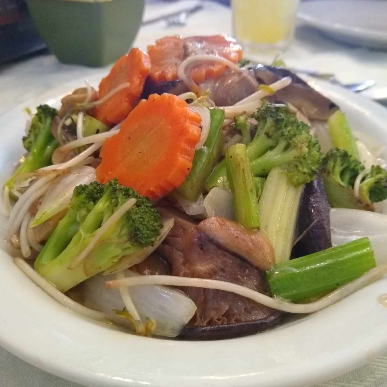 Chao Mein Vegetariano
