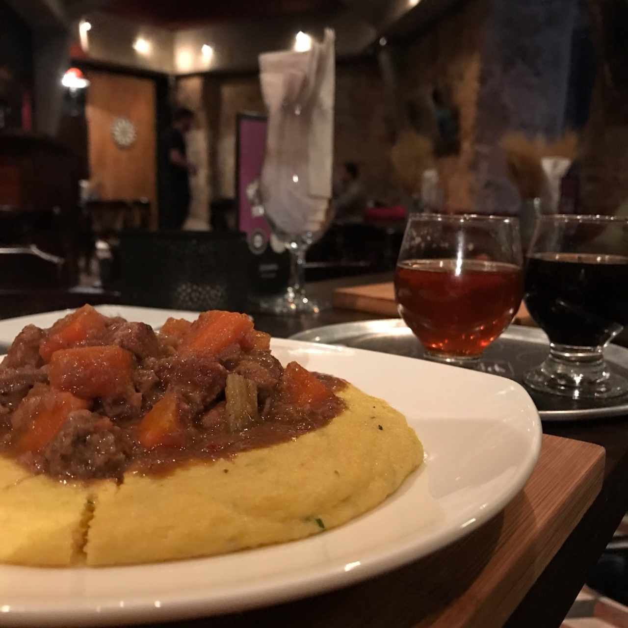FUERTES - Beef And Ale