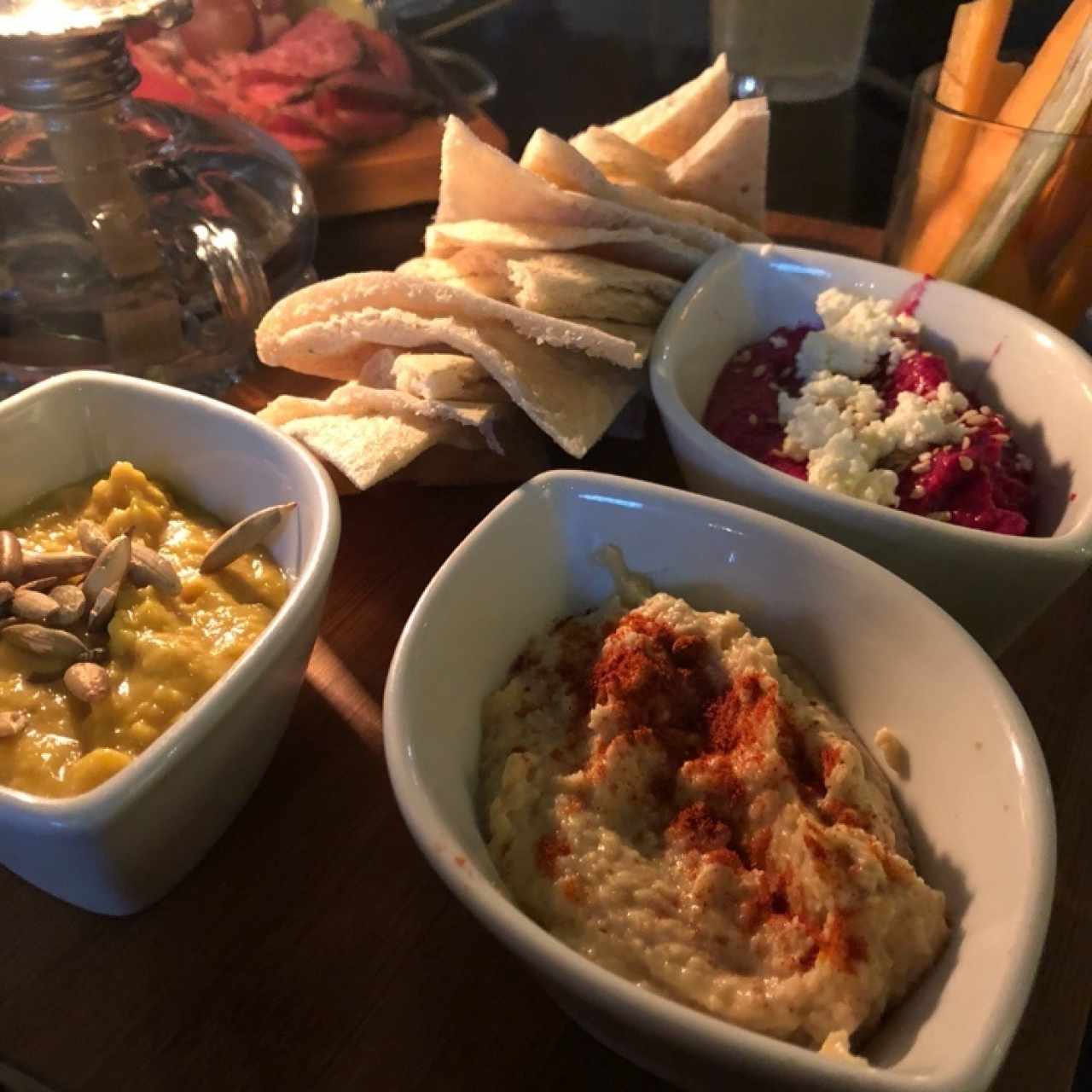 ENTRADAS - Trío de Hummus