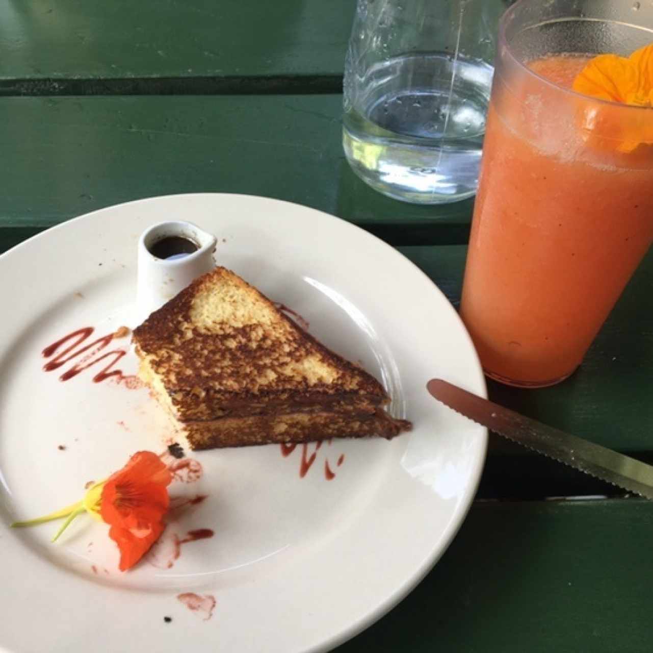 tostada francesa y jugo de papaya