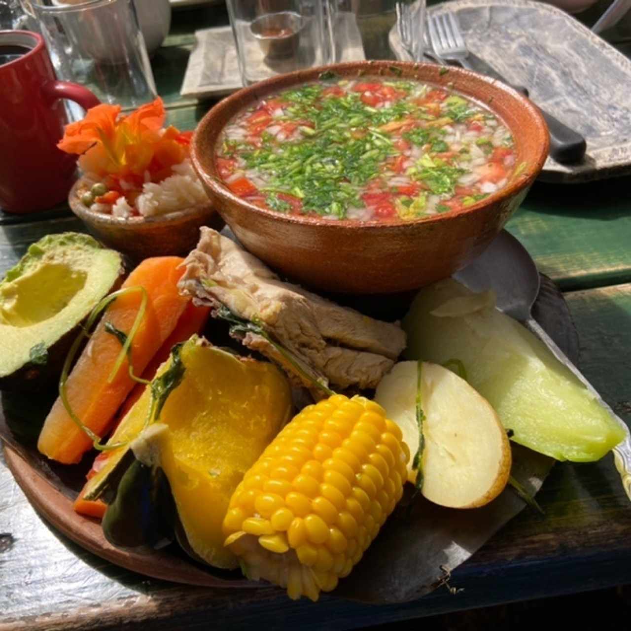 Caldo de gallina