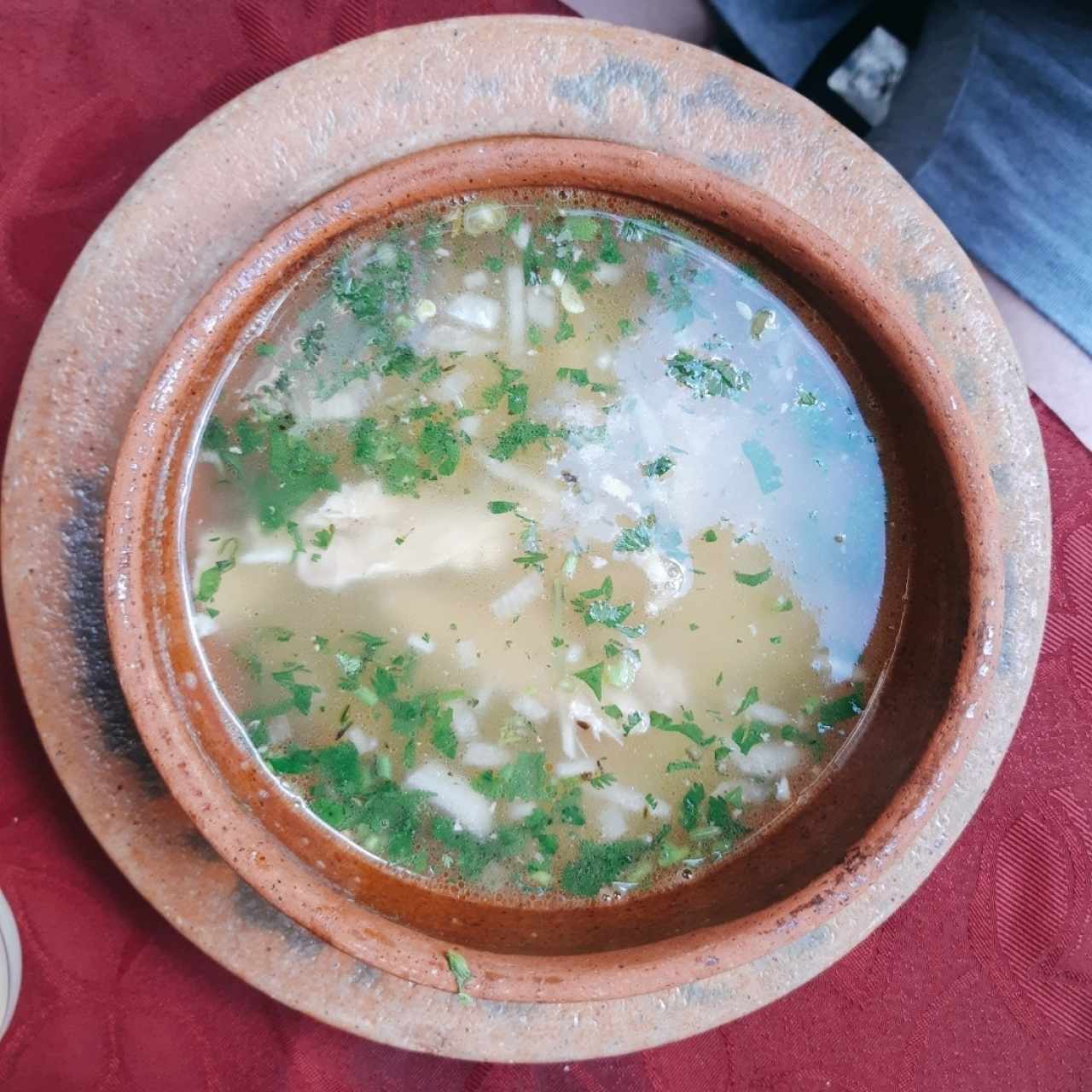 Caldo de Pollo