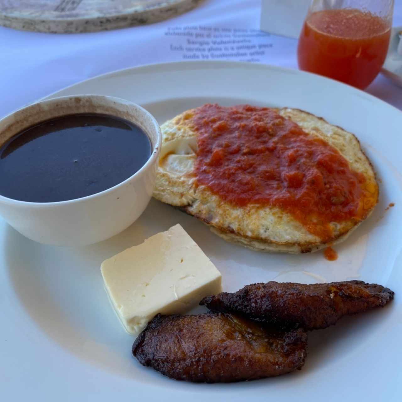 huevos fritos rancheros