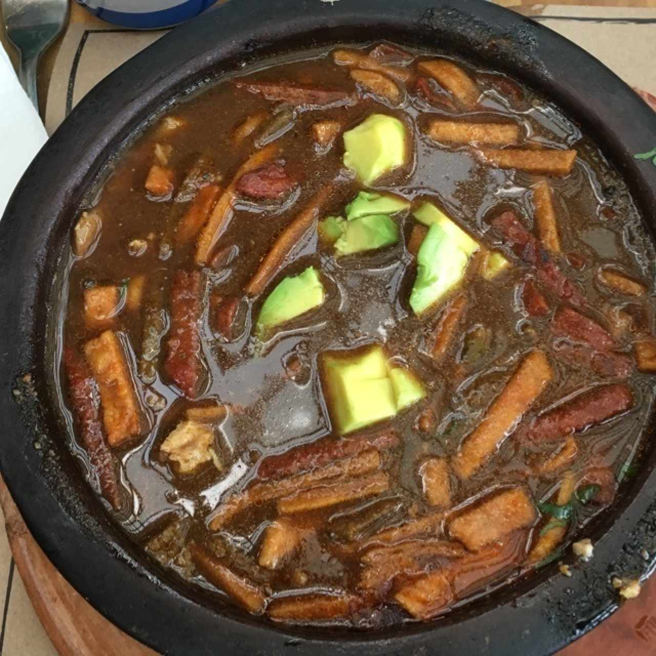Sopa de Tortilla con Pollo