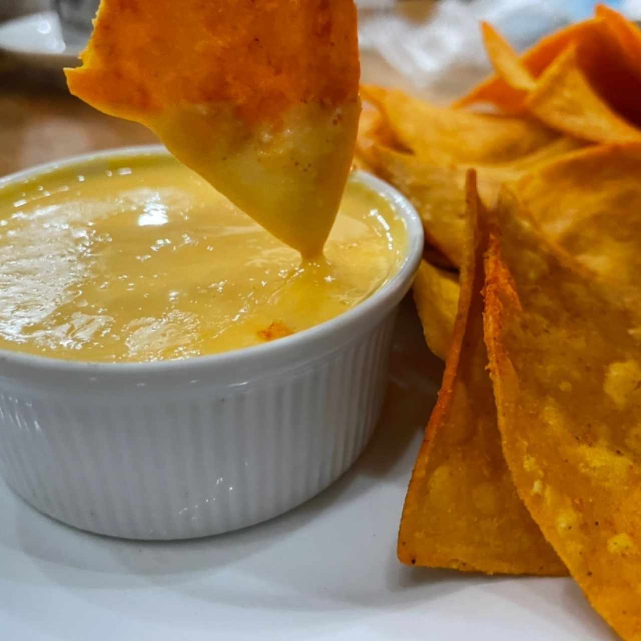  Nachos con queso 