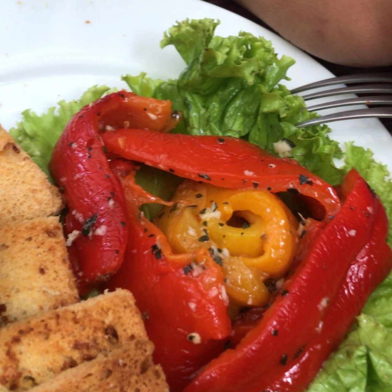 Antojitos - Chiles Pimientos Rostizados