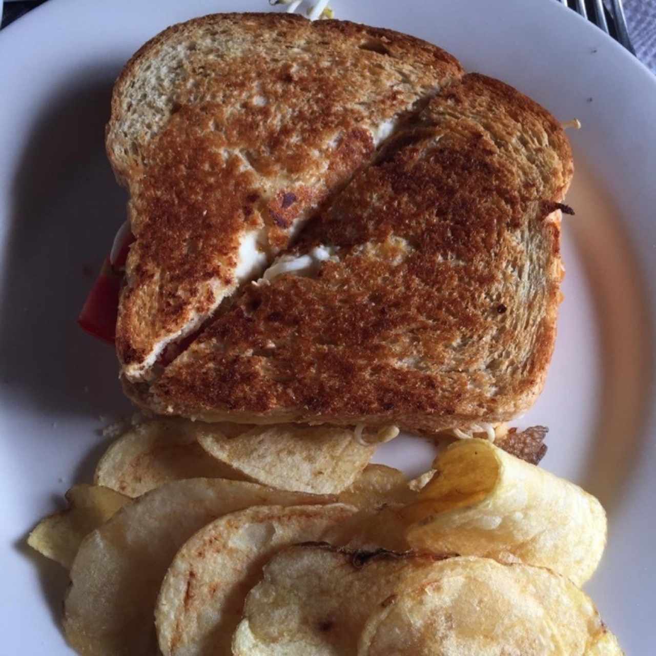 Sandwich de tres quesos