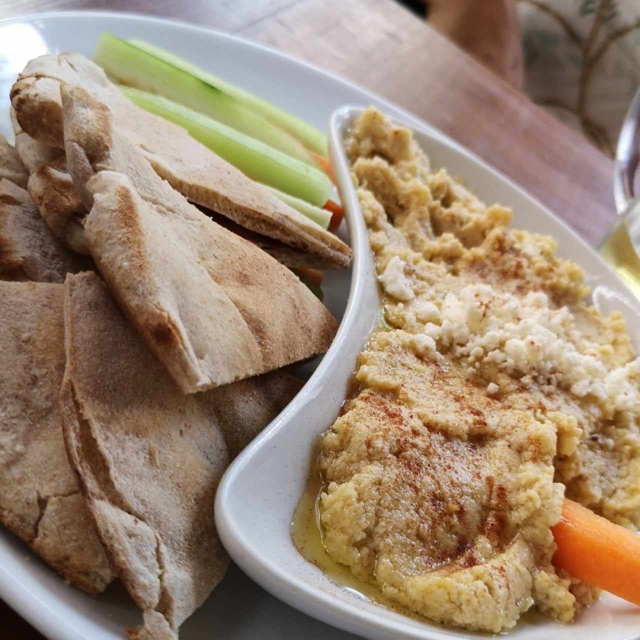 hummus