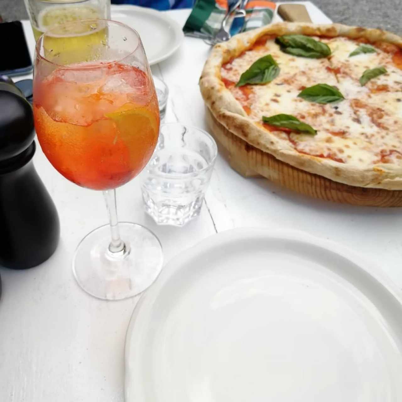 Pizza margherita