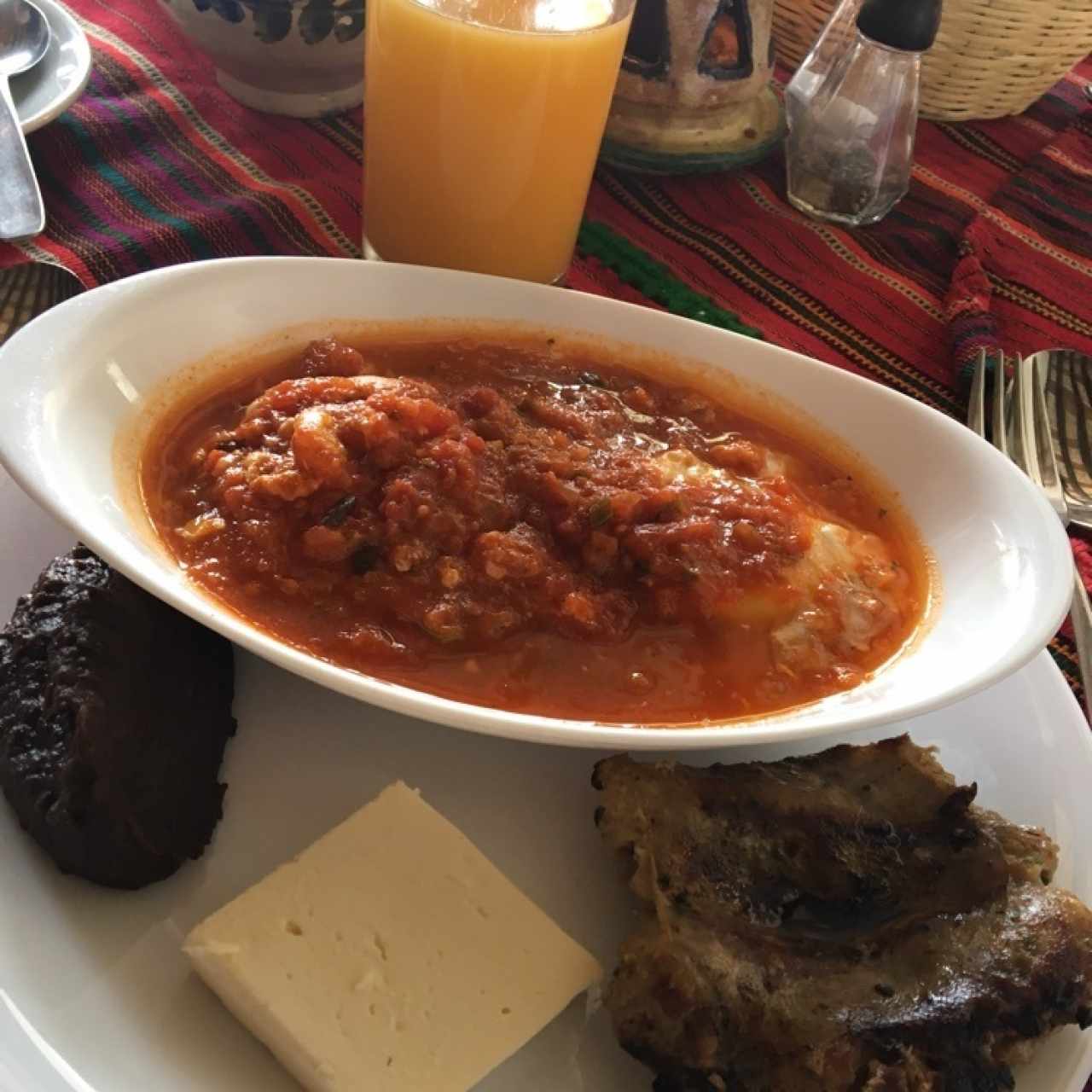 Plato Antigüeño 