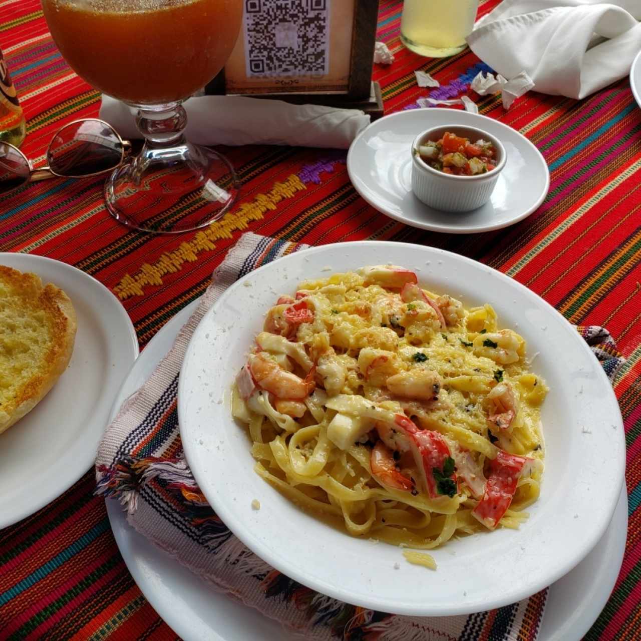 Fettuccine con camarones 