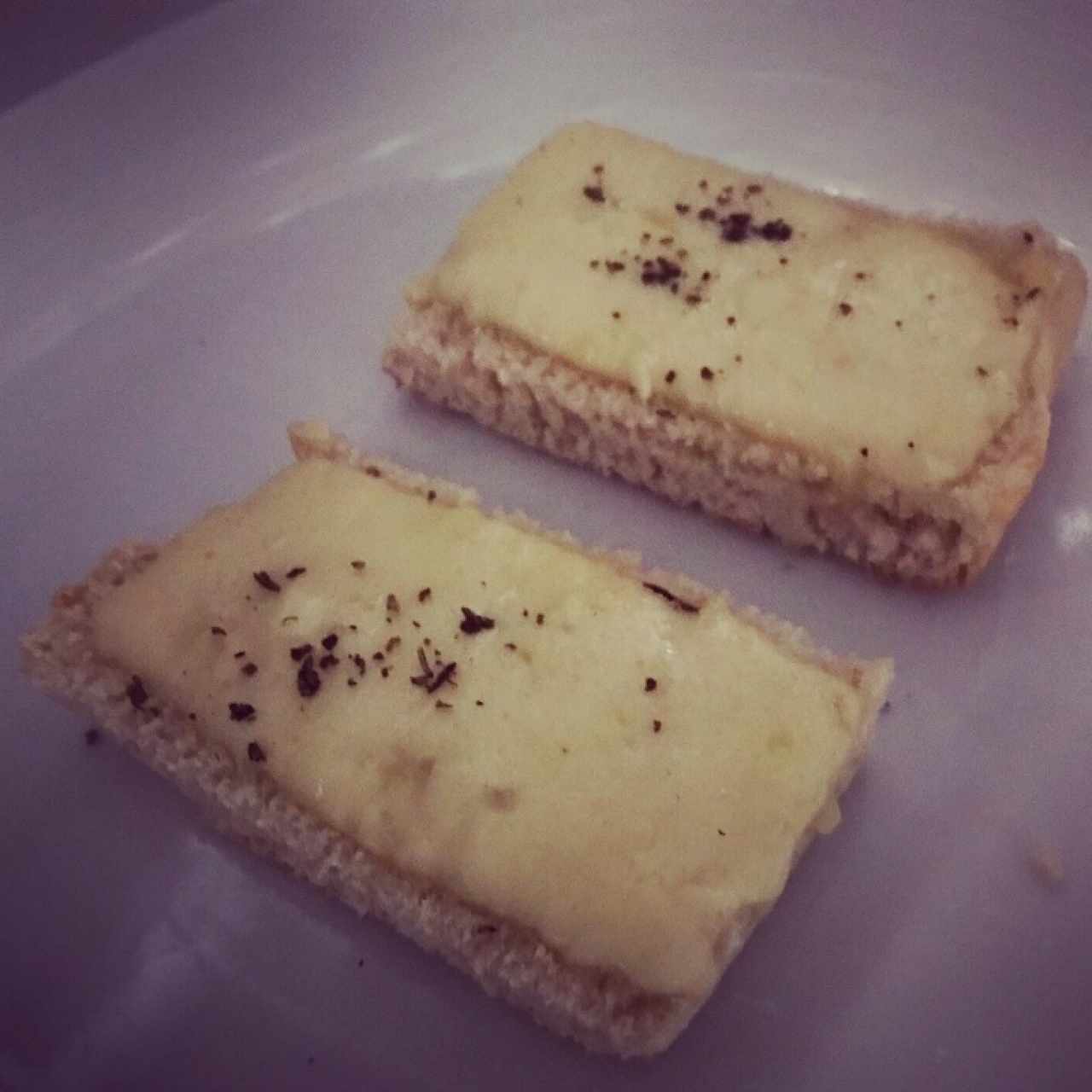 Menú - Le Bruschette ajo y mozzarella