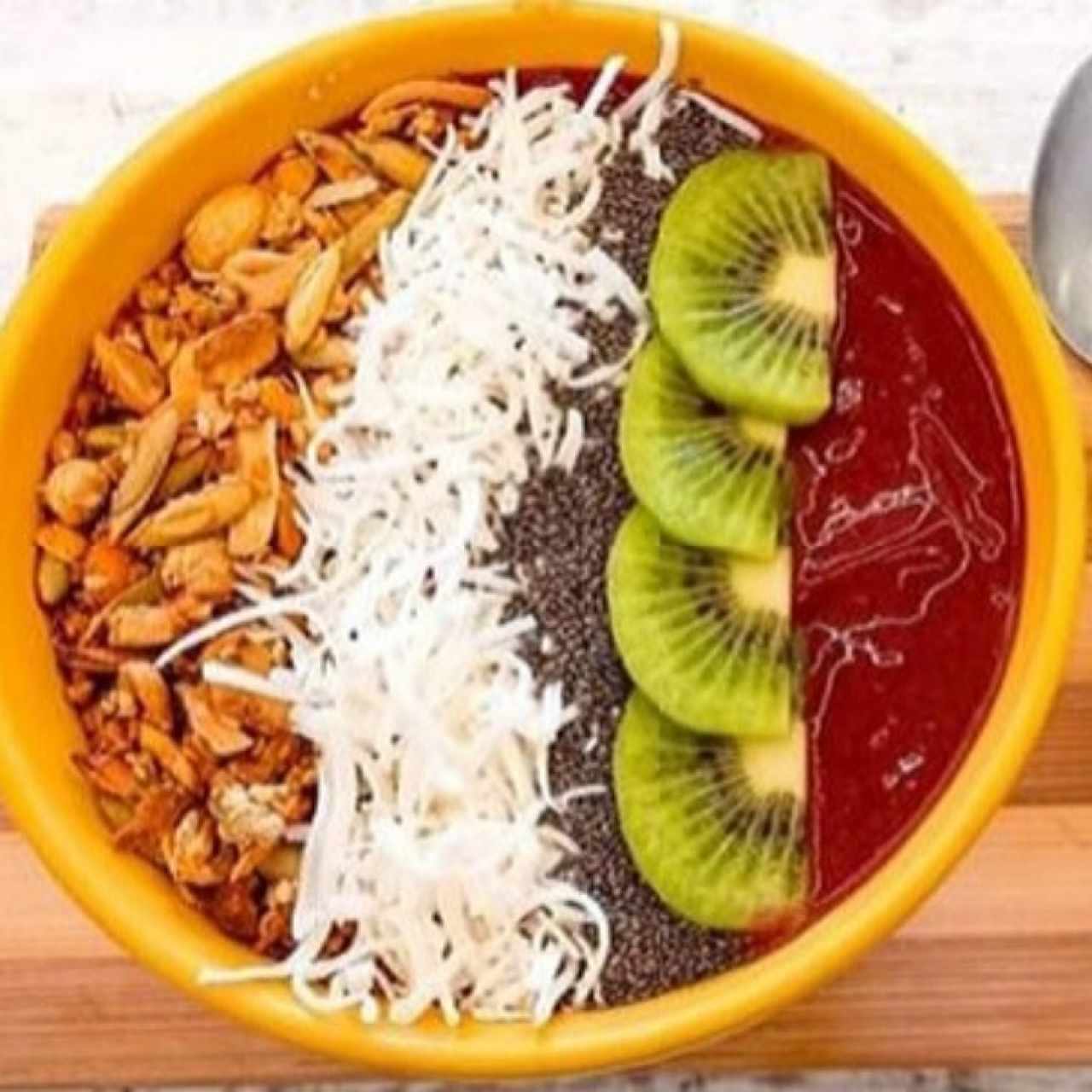 bowl kiwi