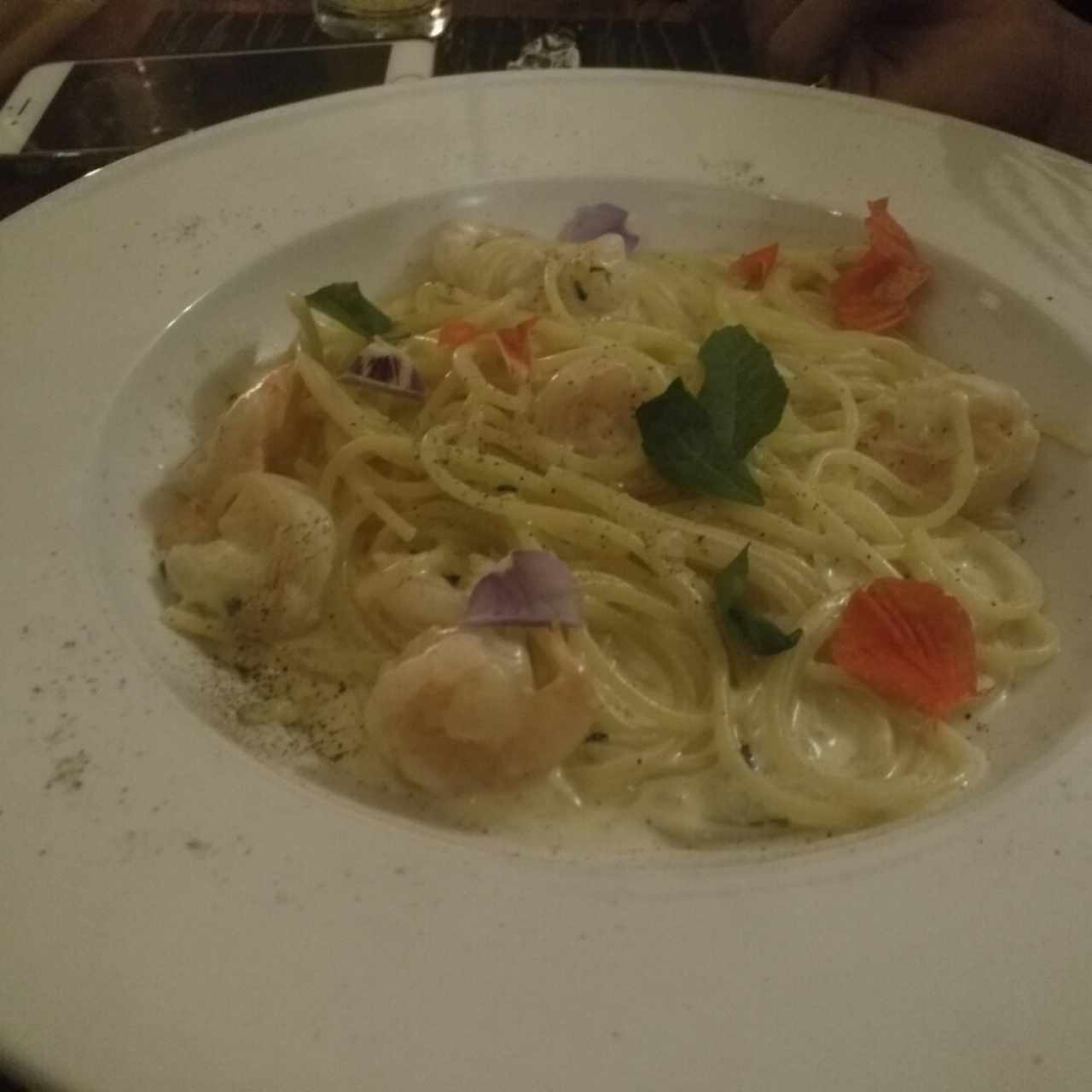 espaguetis con camarones