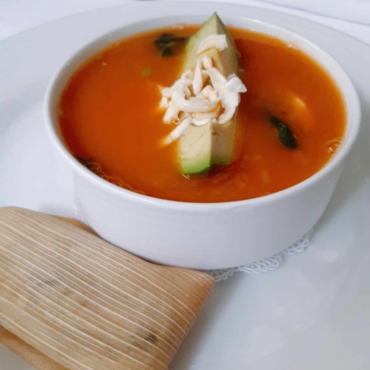 Sopa con Macuy