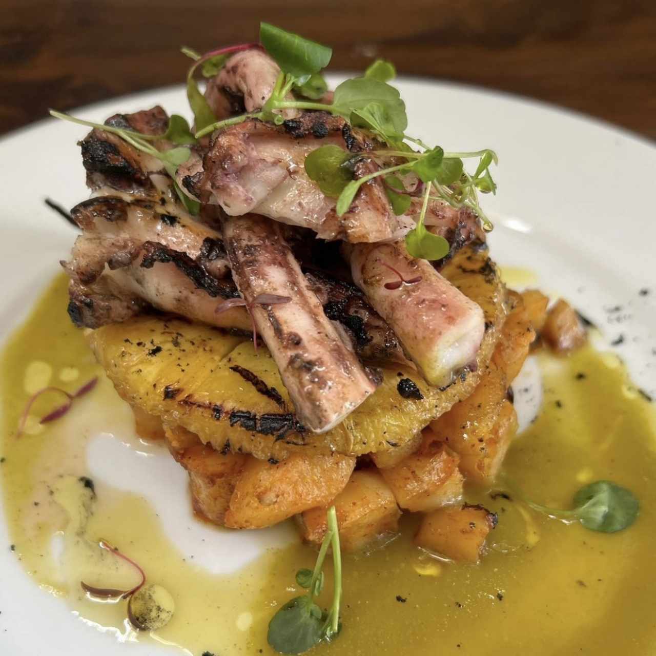 Pulpo con piña 