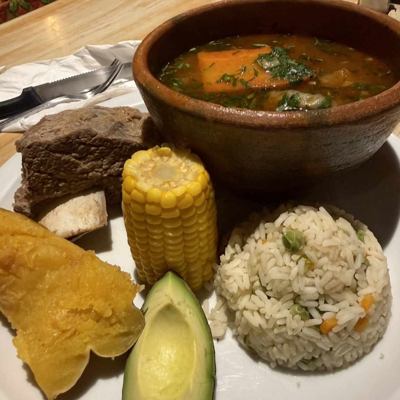 Caldo de res