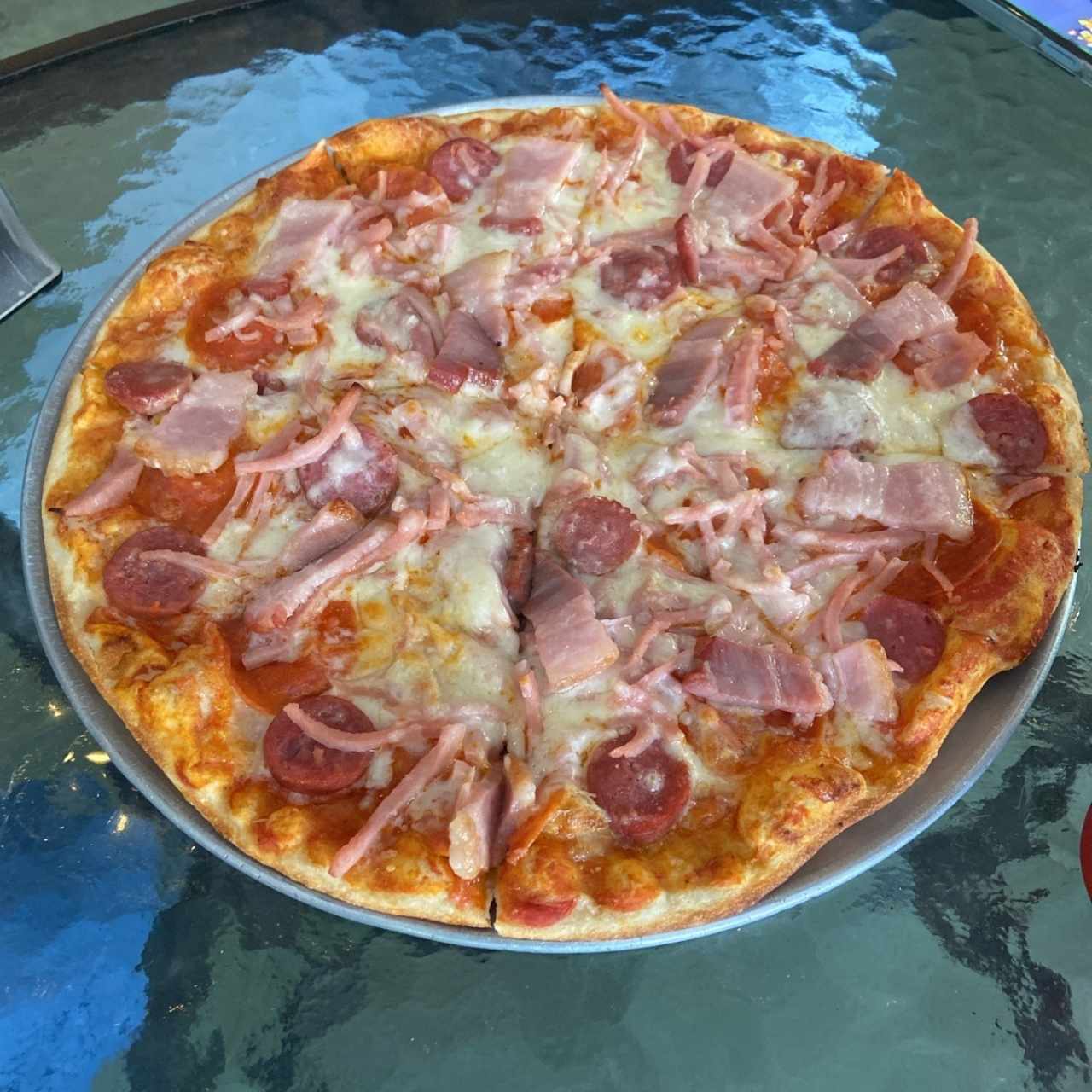 Pizzas - Pizza Carnívora
