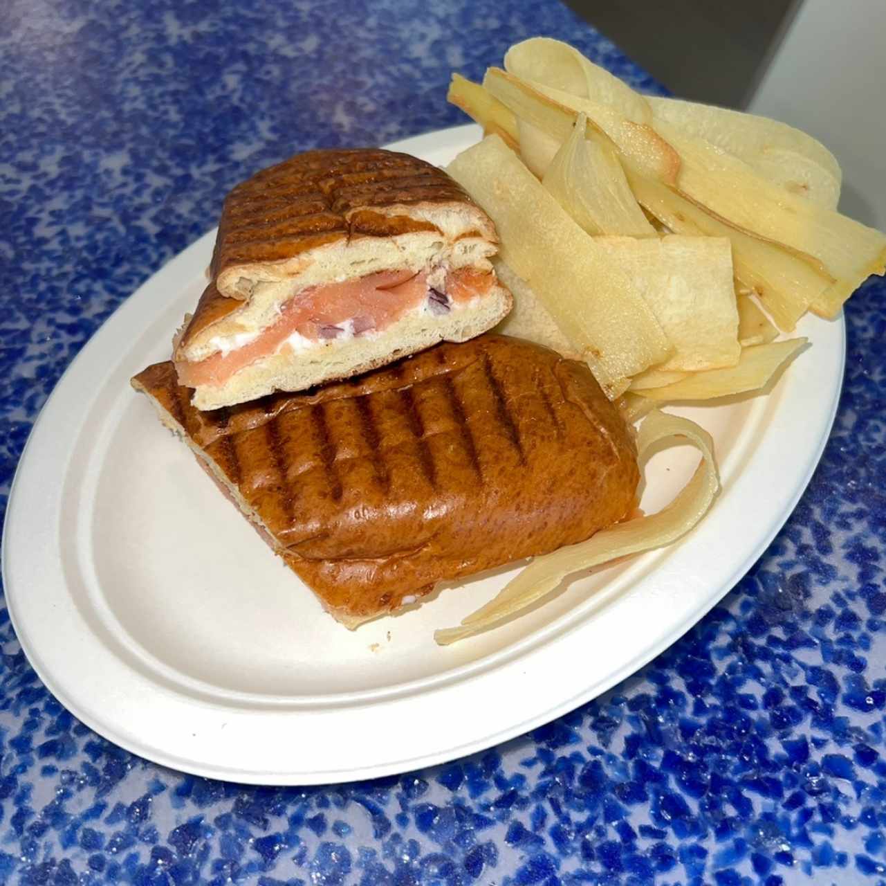 Sub marino de salmón 