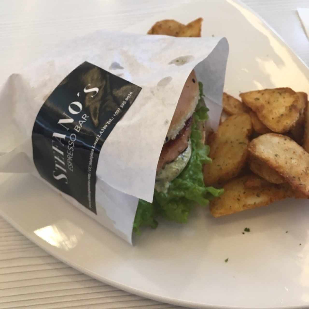 Hamburguesa de salmón Stefanos