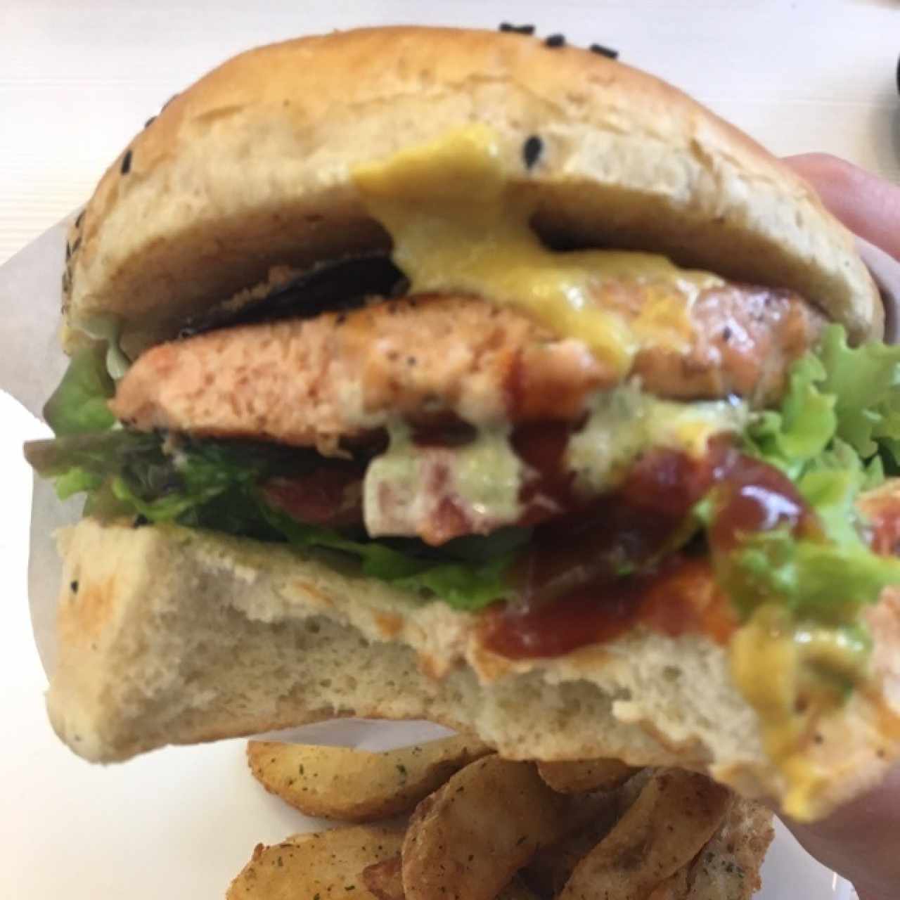 Hamburguesa de salmón Stefanos