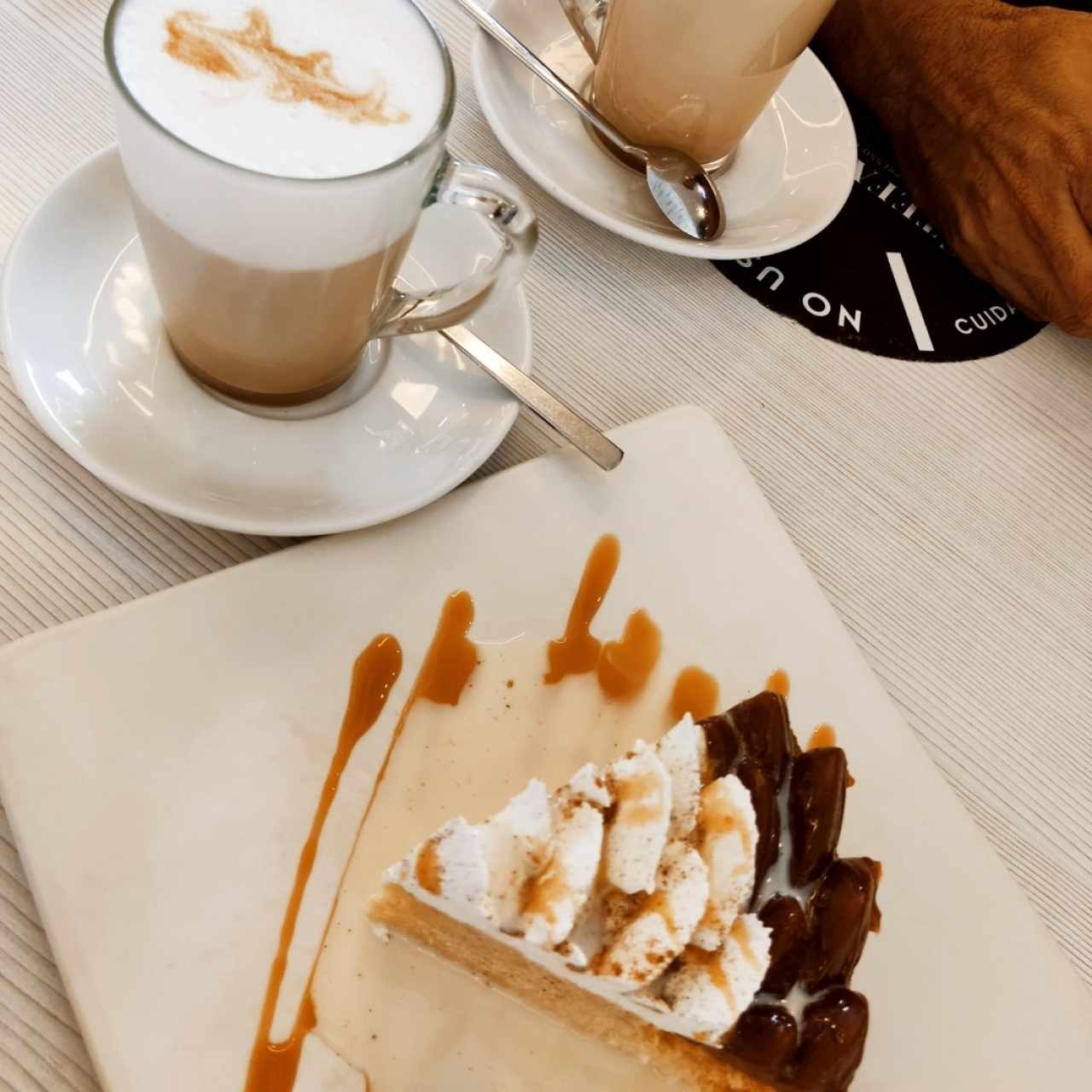 Café Latte y Torta 4 leches