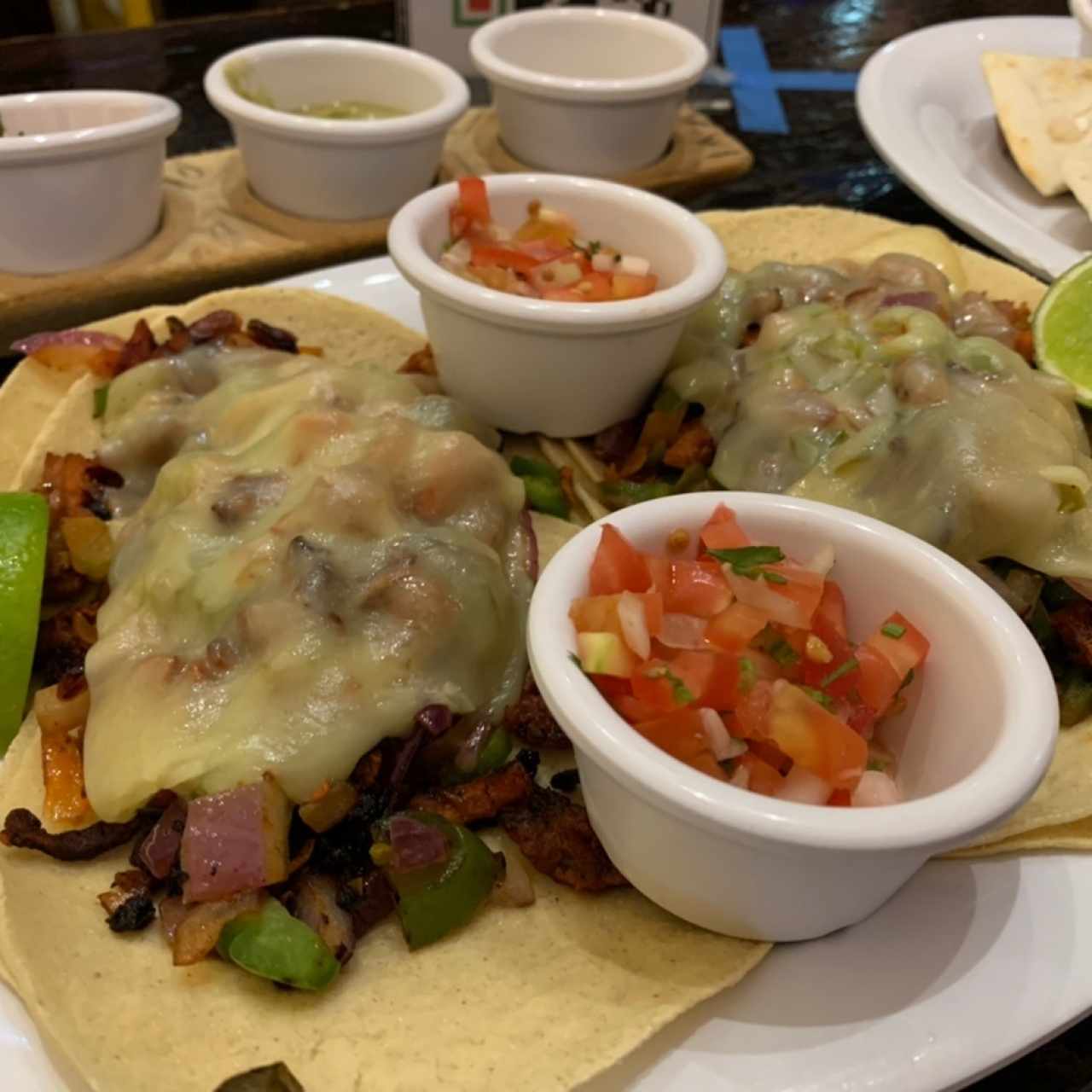 Tacos al pastor
