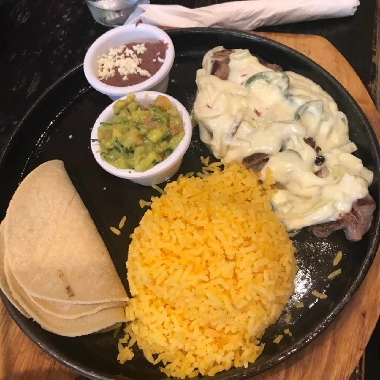 Lomito en salsa de la casa