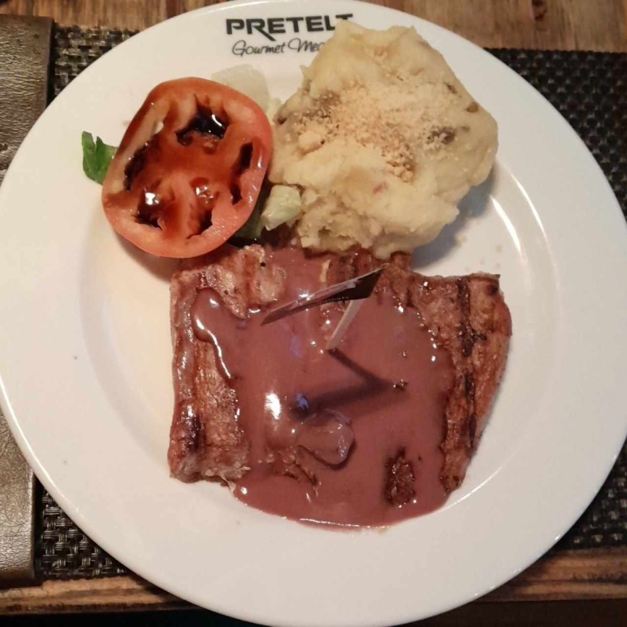 FILETE DE CERDO AL VINO