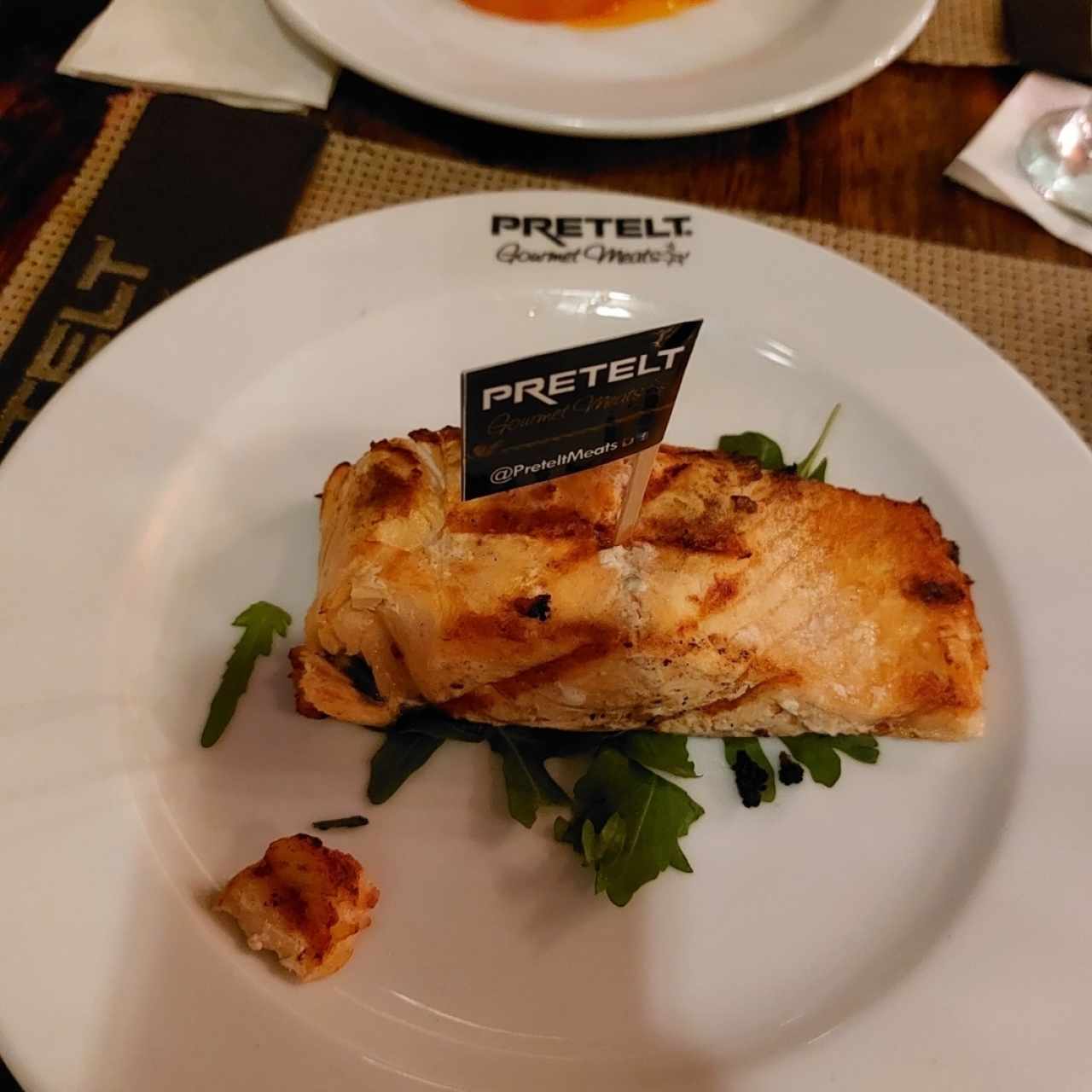 SALMÓN AL GRILL