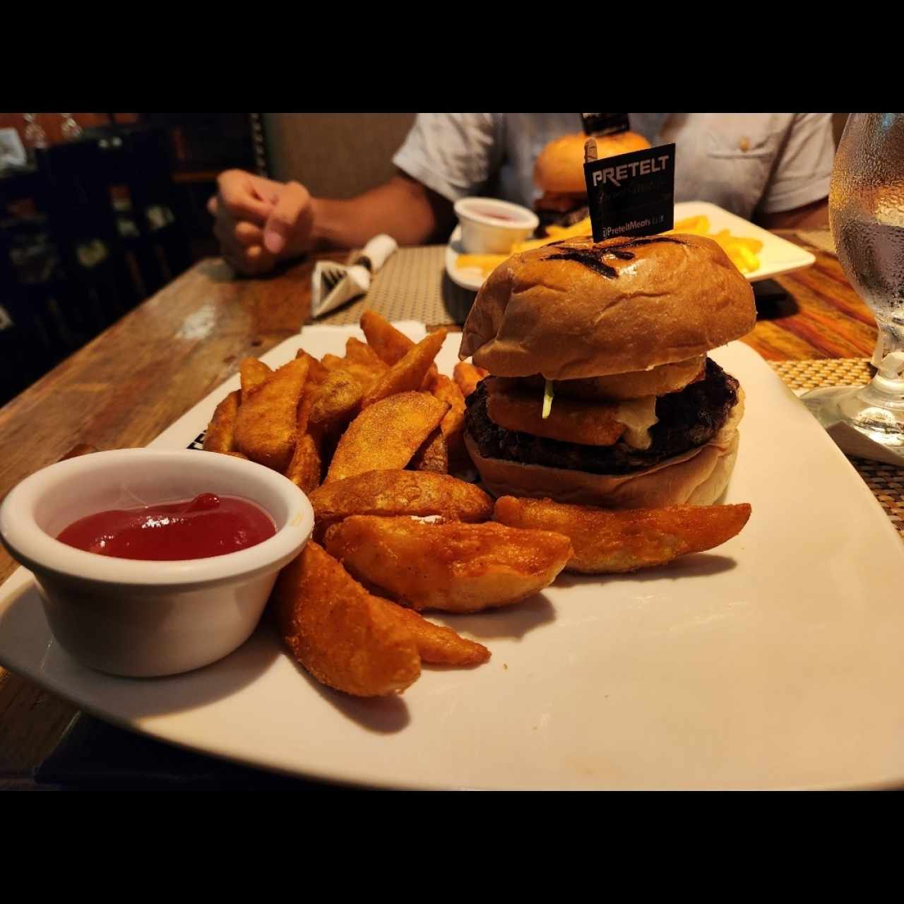 HAMBURGUESAS - ORLY BURGUER