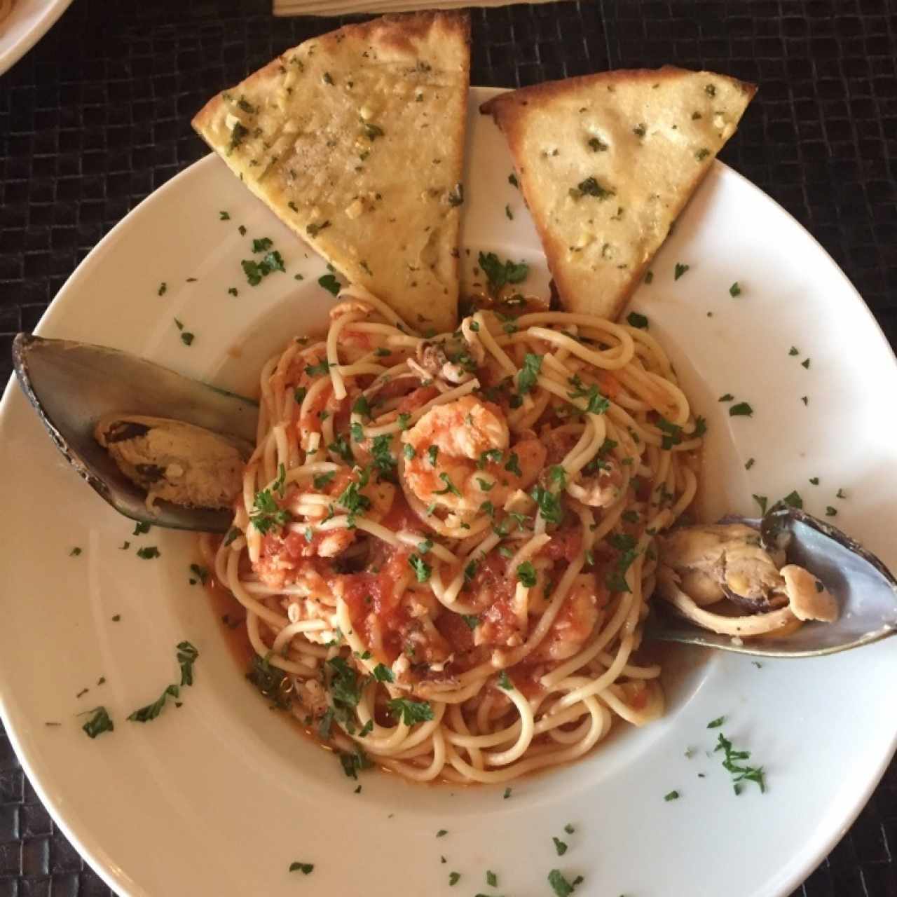 pasta di mare al pomodoro 