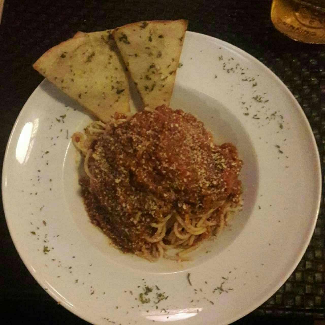 spaguetti a la boloñesa