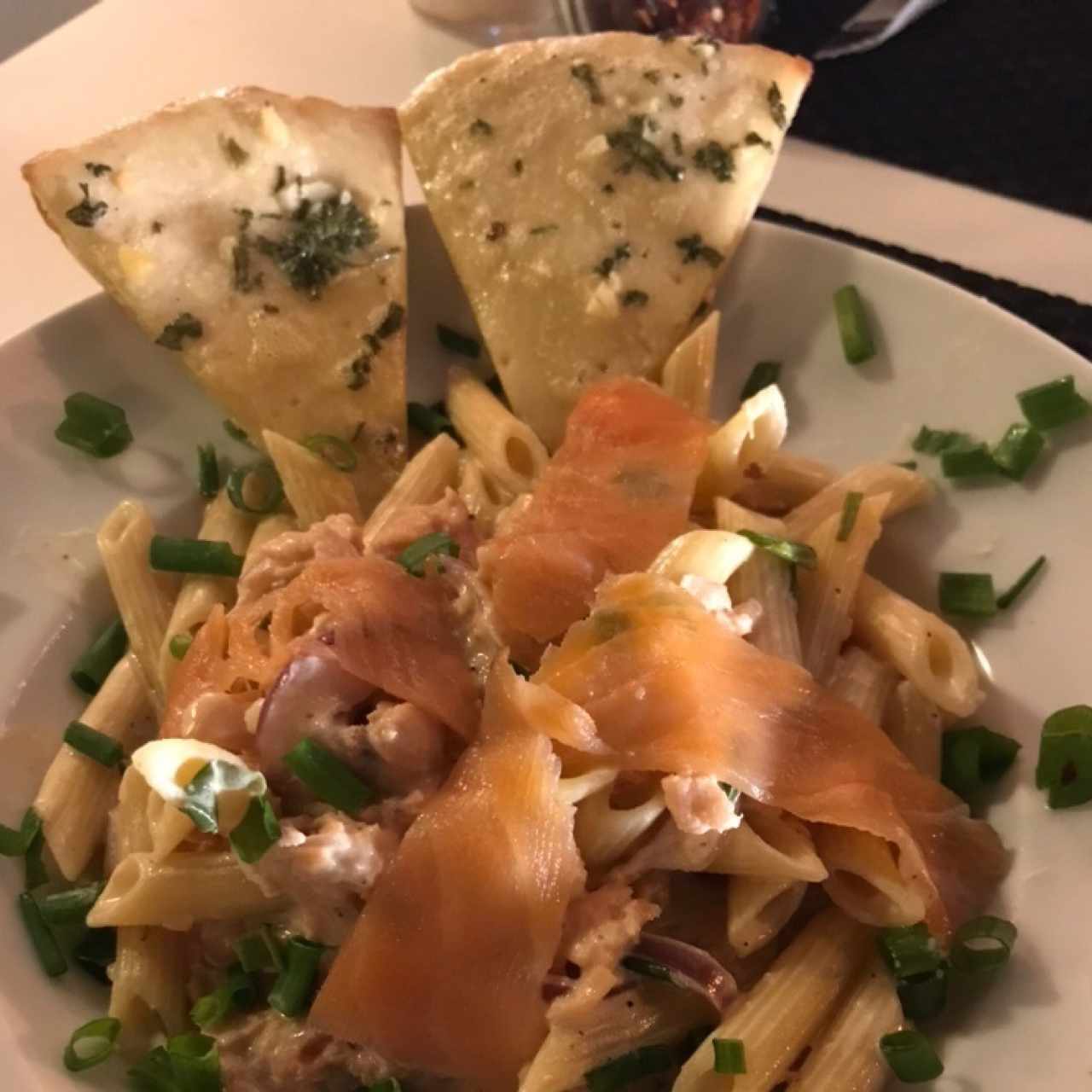 pasta salmon ahumado