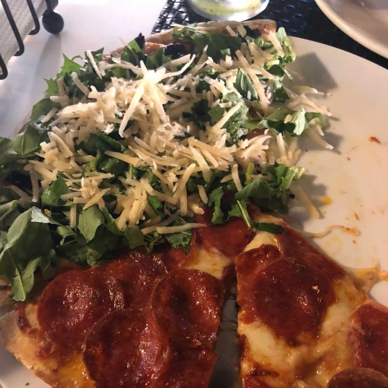Pizza tradicional - Lost pepperoni