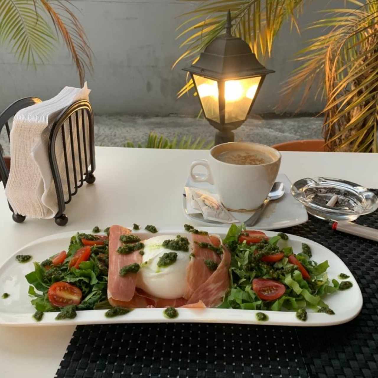 burrata y café