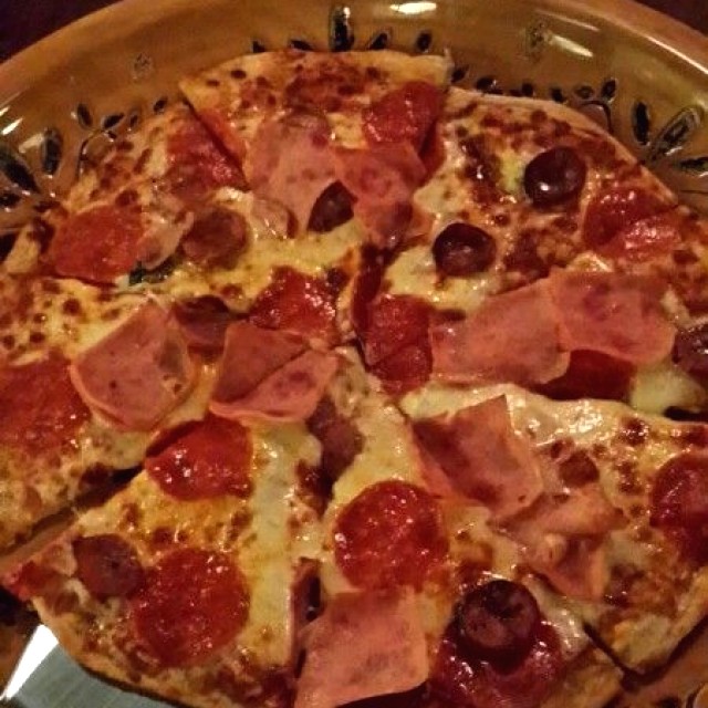 Chichos Pizza